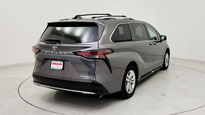 2022 Toyota Sienna Platinum 7 Passenger