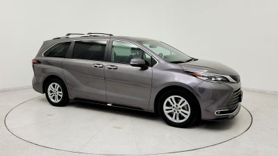 2022 Toyota Sienna Platinum 7 Passenger