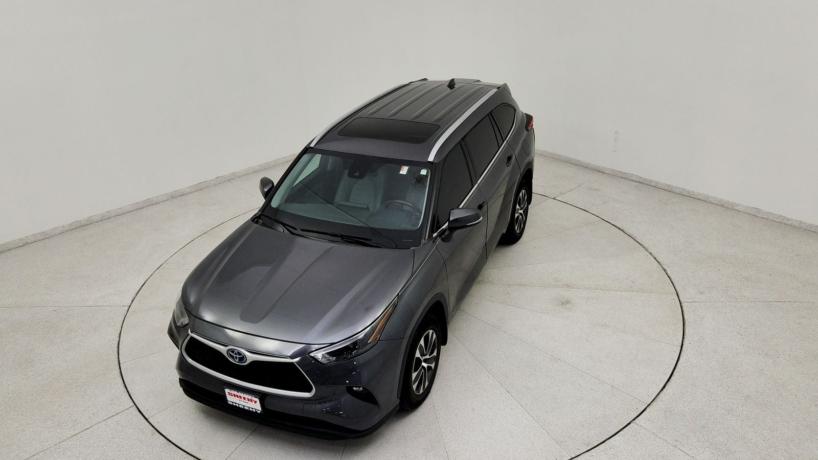 2022 Toyota Highlander Hybrid XLE