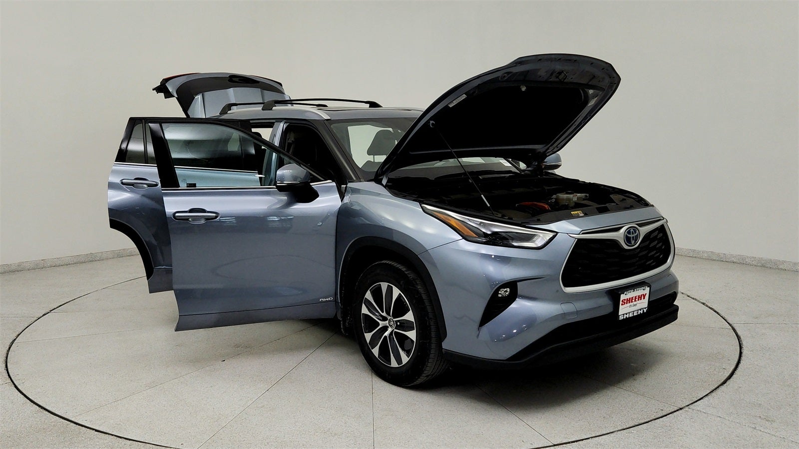 2022 Toyota Highlander Hybrid XLE