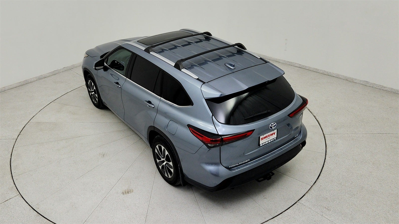2022 Toyota Highlander Hybrid XLE