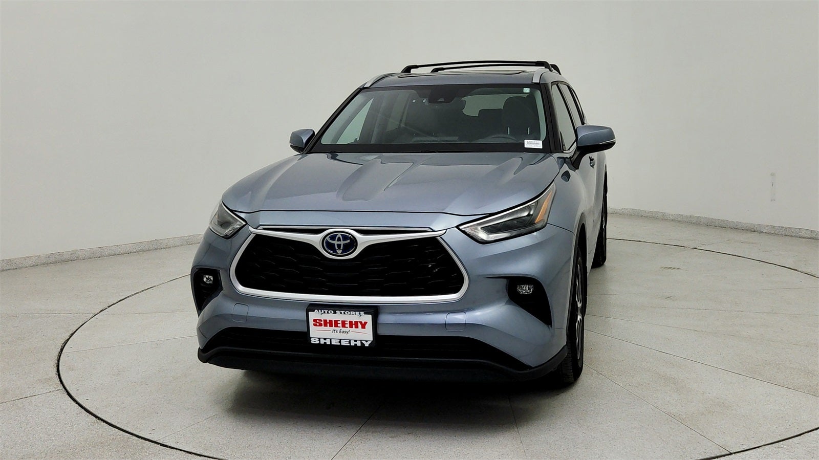 2022 Toyota Highlander Hybrid XLE
