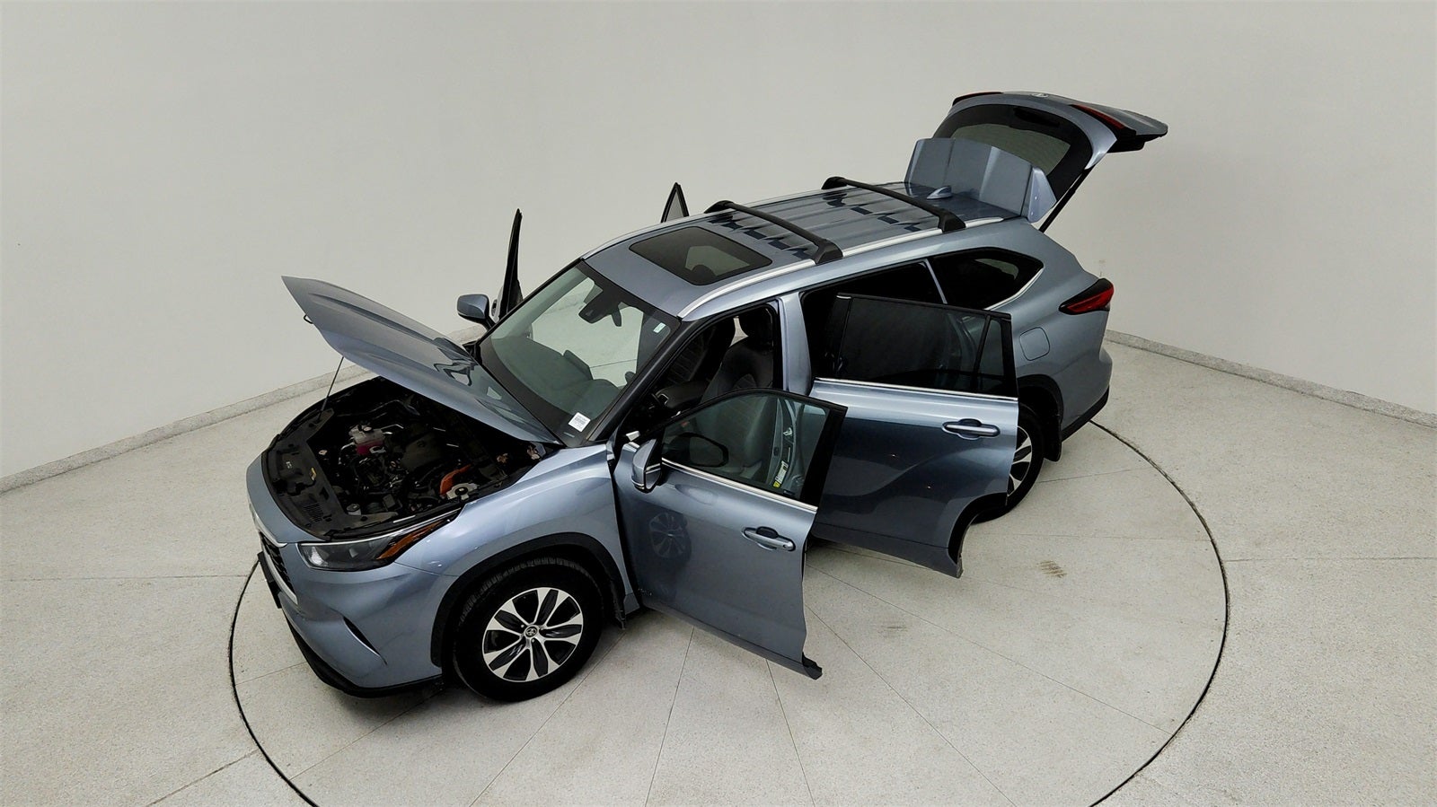 2022 Toyota Highlander Hybrid XLE