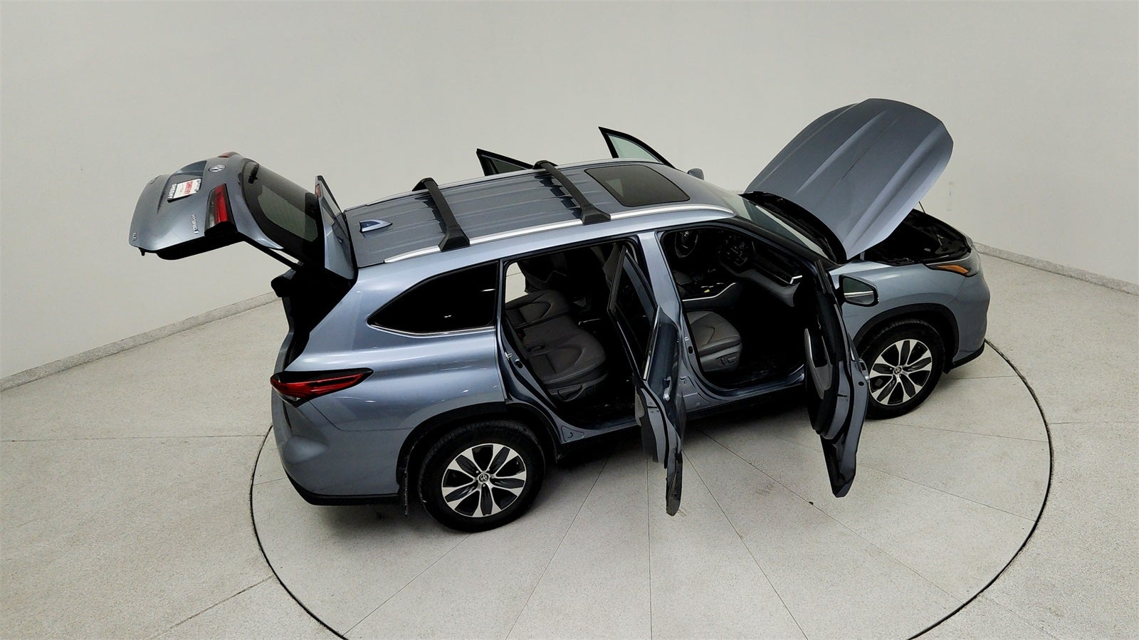 2022 Toyota Highlander Hybrid XLE