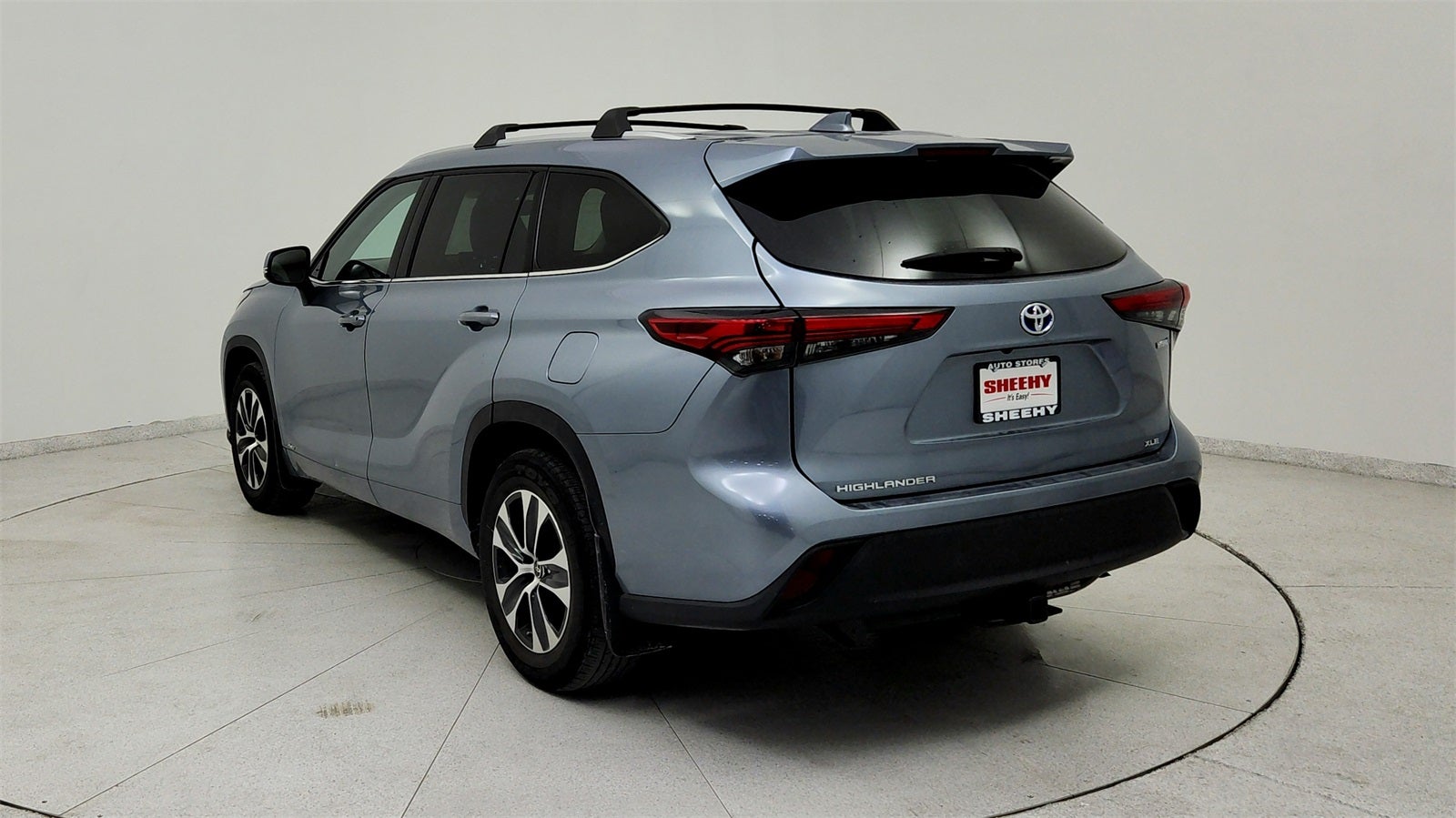 2022 Toyota Highlander Hybrid XLE