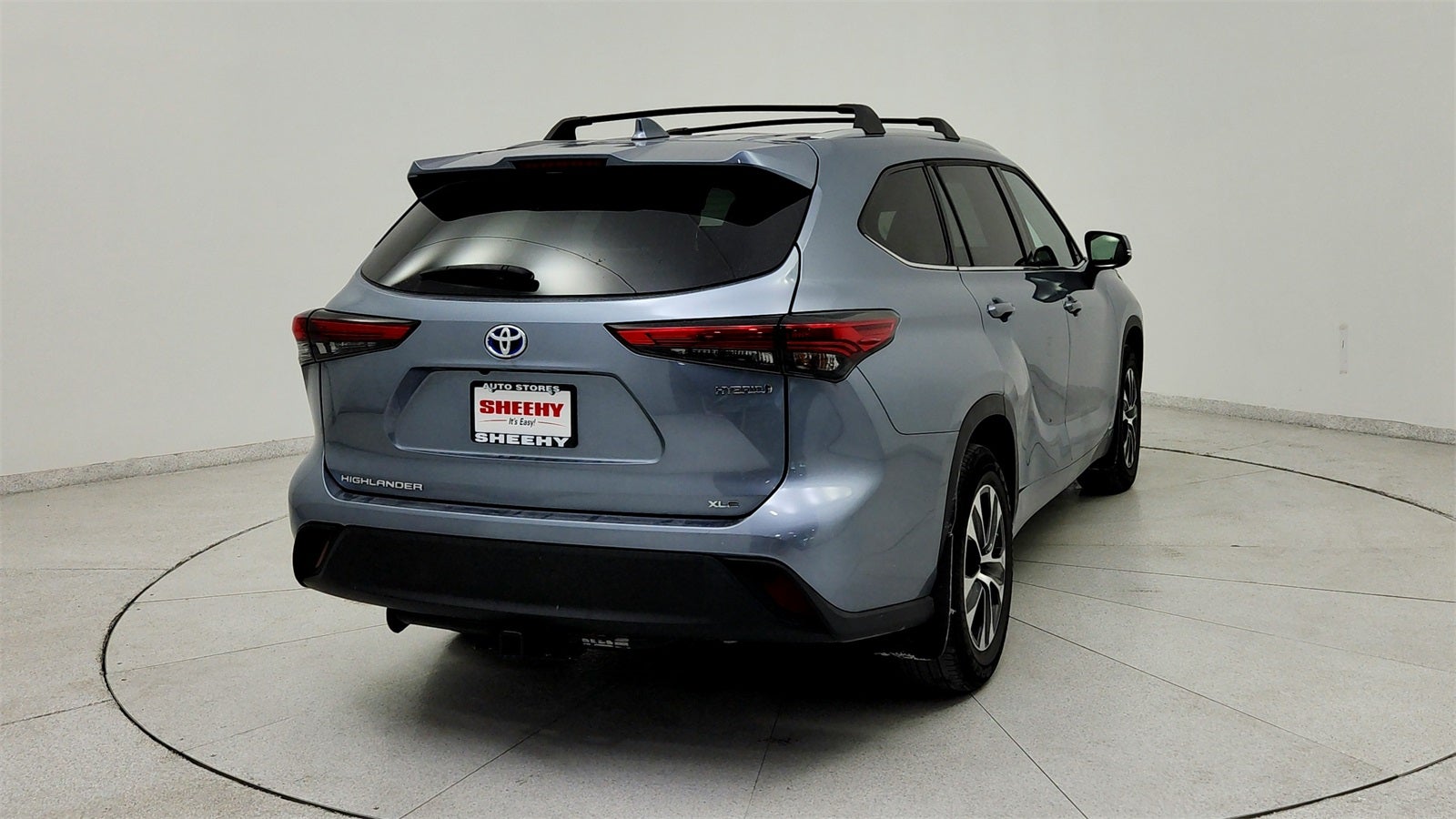 2022 Toyota Highlander Hybrid XLE