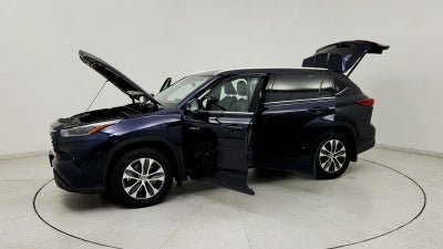 2021 Toyota Highlander Hybrid XLE