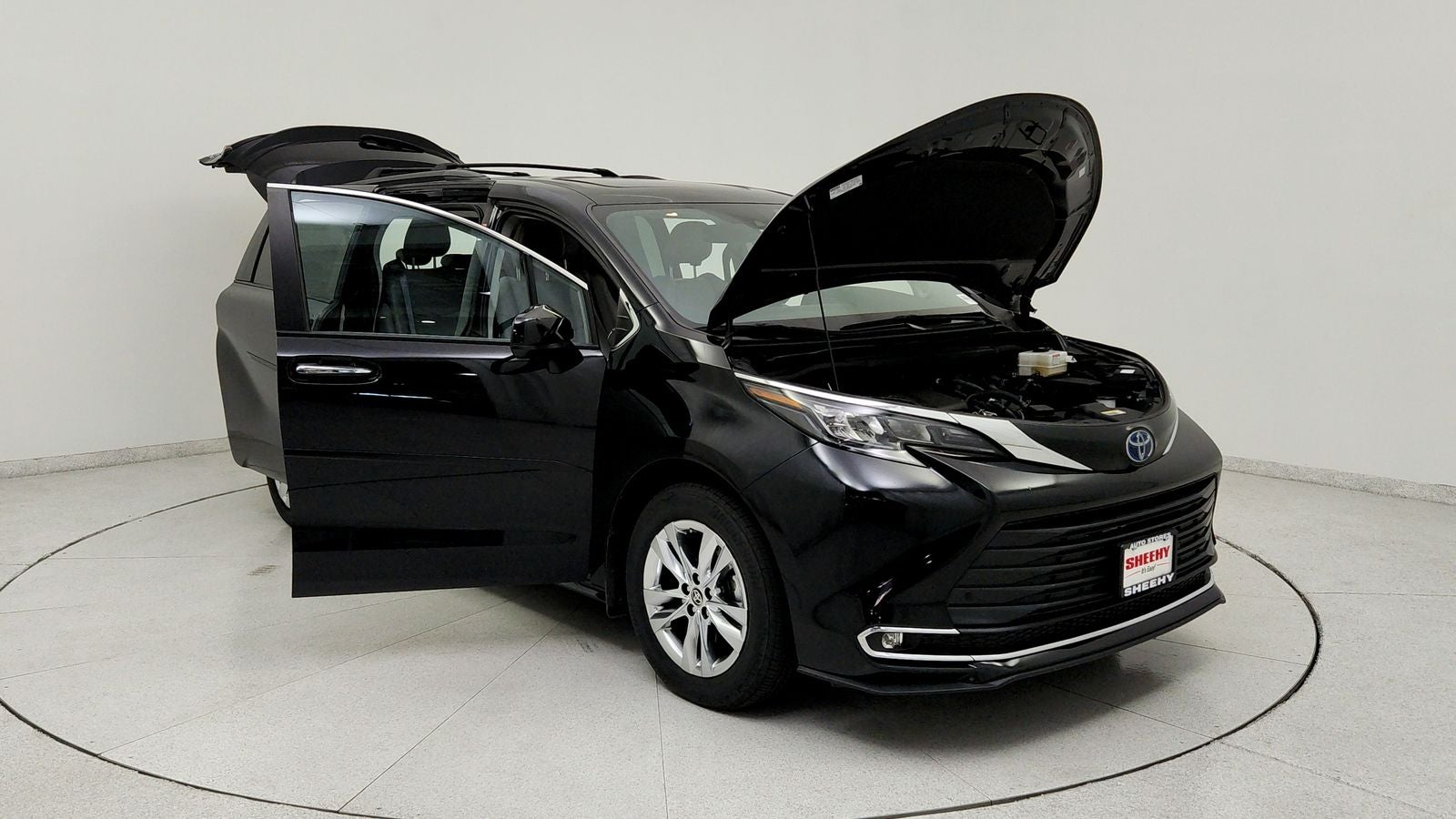 2024 Toyota Sienna XLE 7 Passenger