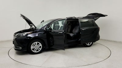 2024 Toyota Sienna XLE 7 Passenger