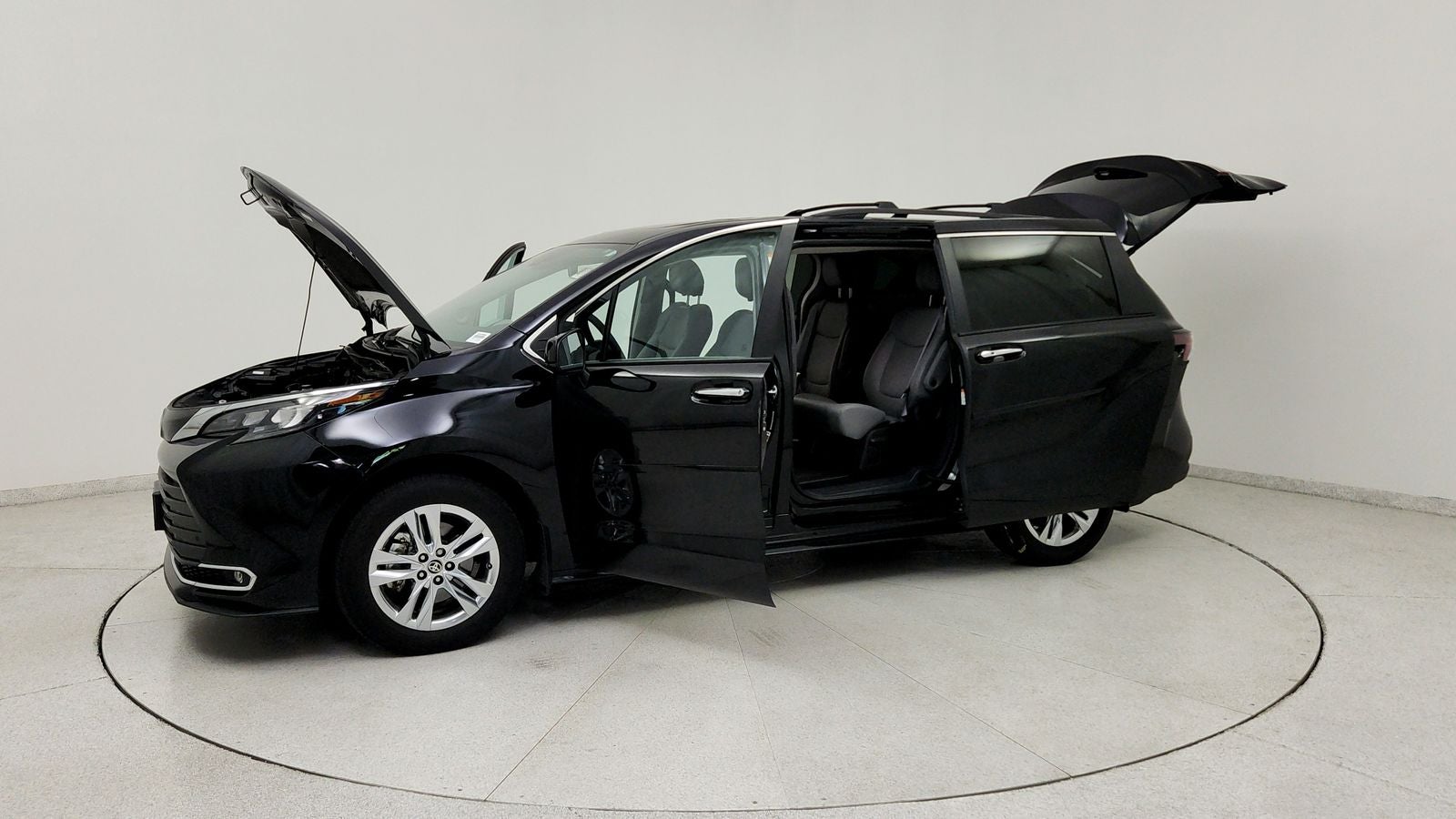 2024 Toyota Sienna XLE 7 Passenger