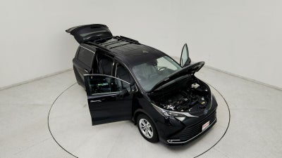 2024 Toyota Sienna XLE 7 Passenger
