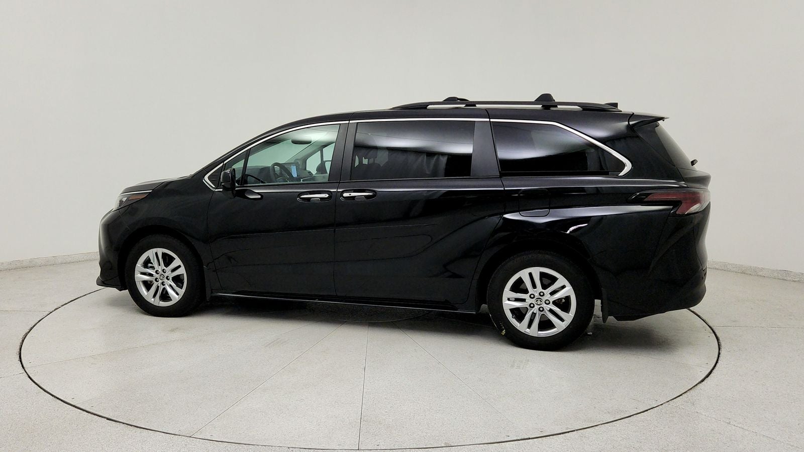 2024 Toyota Sienna XLE 7 Passenger