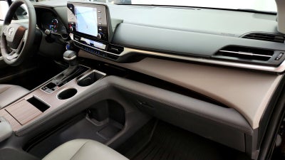 2024 Toyota Sienna XLE 7 Passenger
