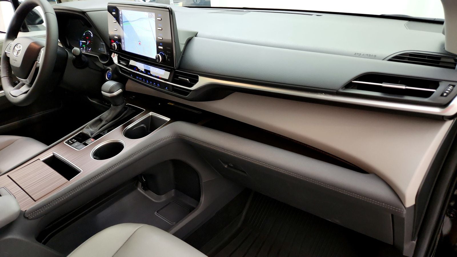 2024 Toyota Sienna XLE 7 Passenger