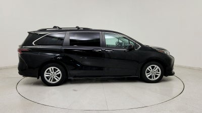 2024 Toyota Sienna XLE 7 Passenger