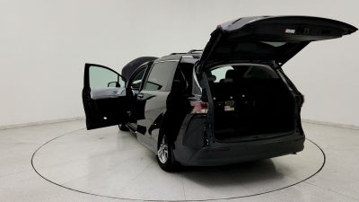 2025 Toyota Sienna XLE 7 Passenger