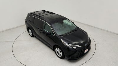 2025 Toyota Sienna XLE 7 Passenger