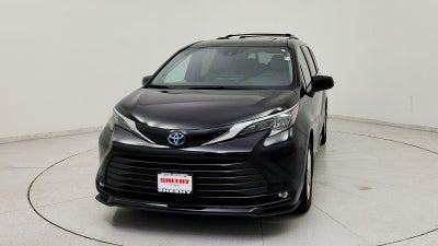 2025 Toyota Sienna XLE 7 Passenger