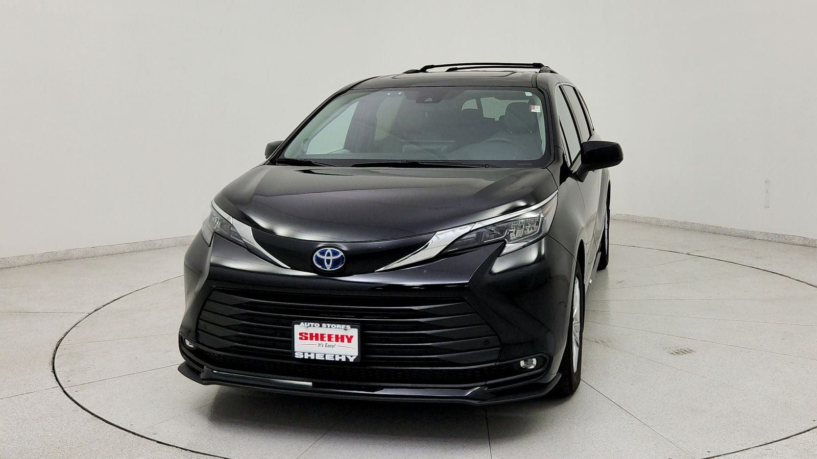 2025 Toyota Sienna XLE 7 Passenger