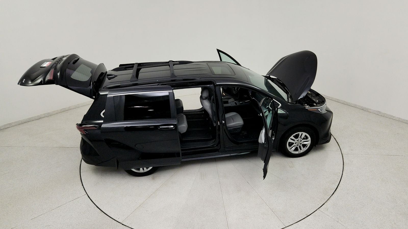 2025 Toyota Sienna XLE 7 Passenger