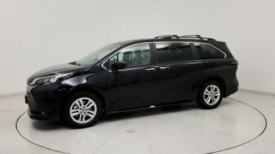 2025 Toyota Sienna XLE 7 Passenger