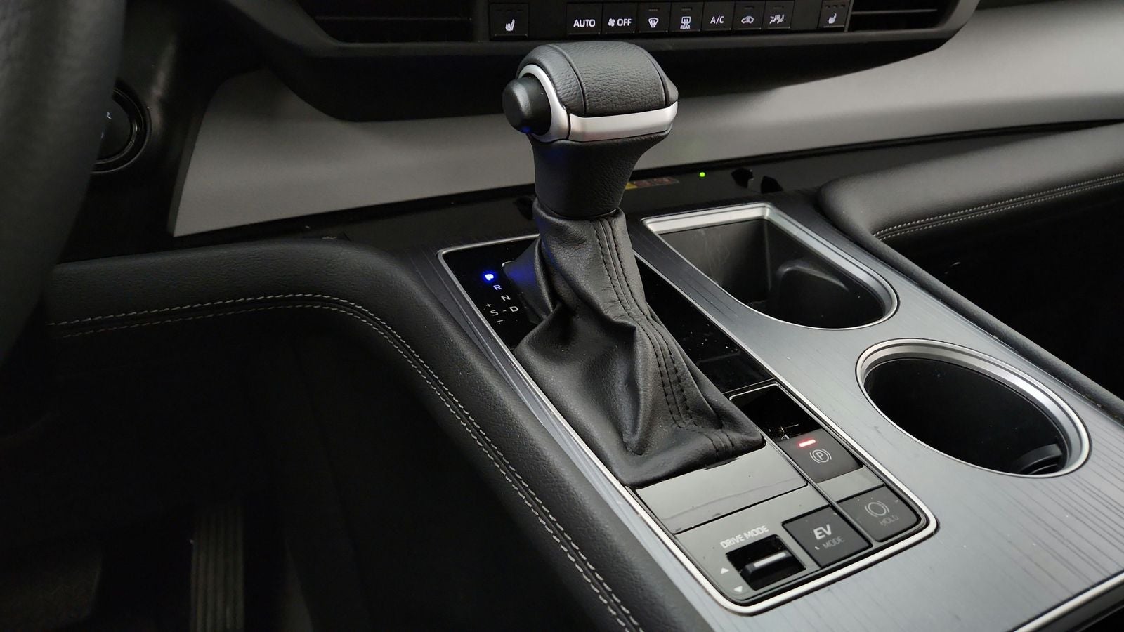 2025 Toyota Sienna XLE 7 Passenger