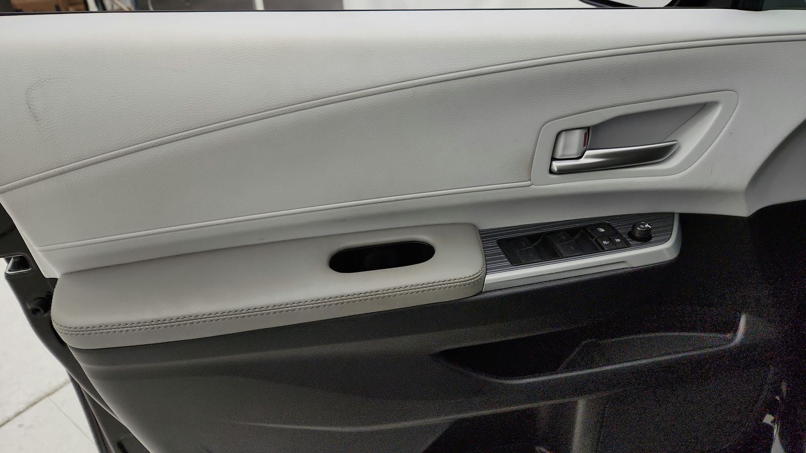 2025 Toyota Sienna XLE 7 Passenger
