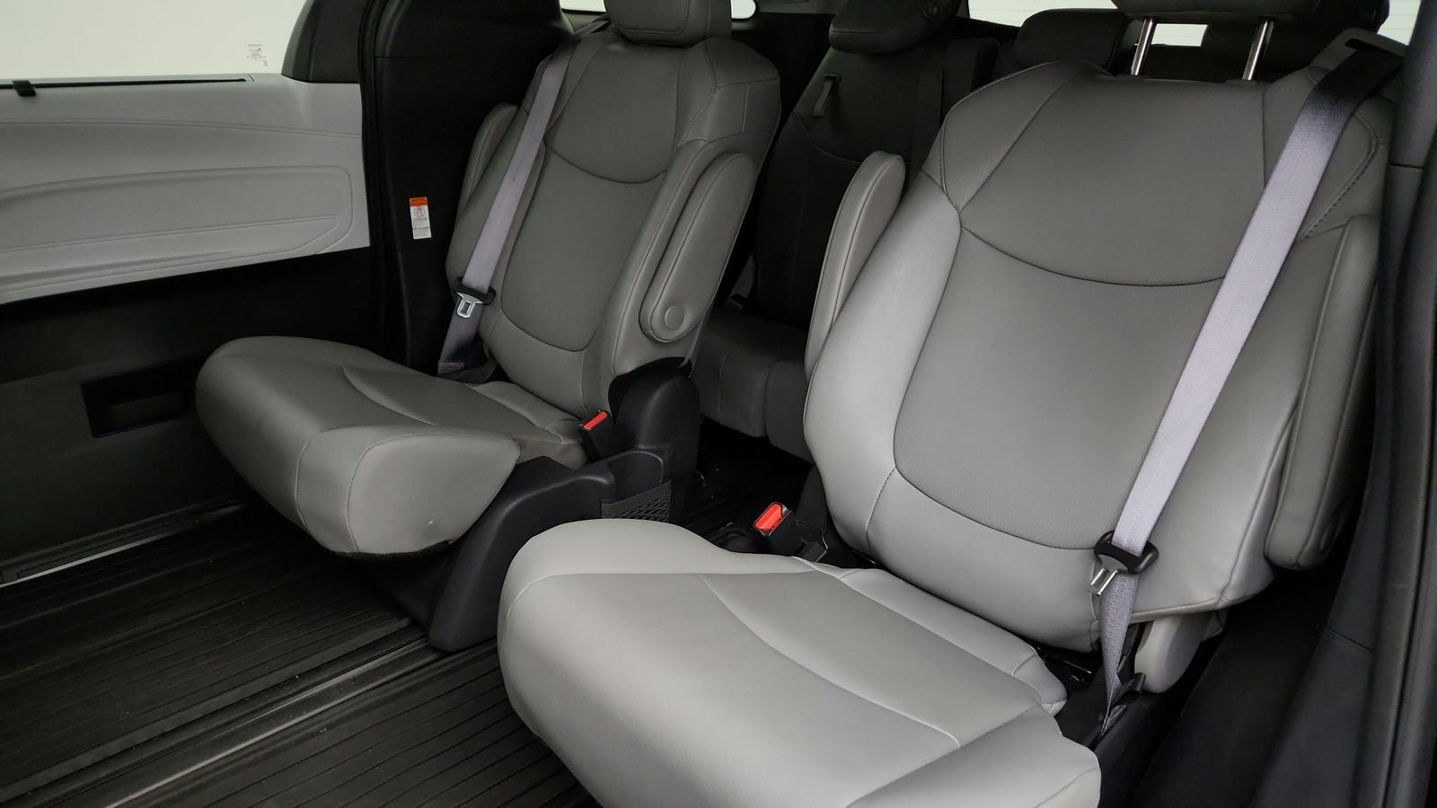 2025 Toyota Sienna XLE 7 Passenger