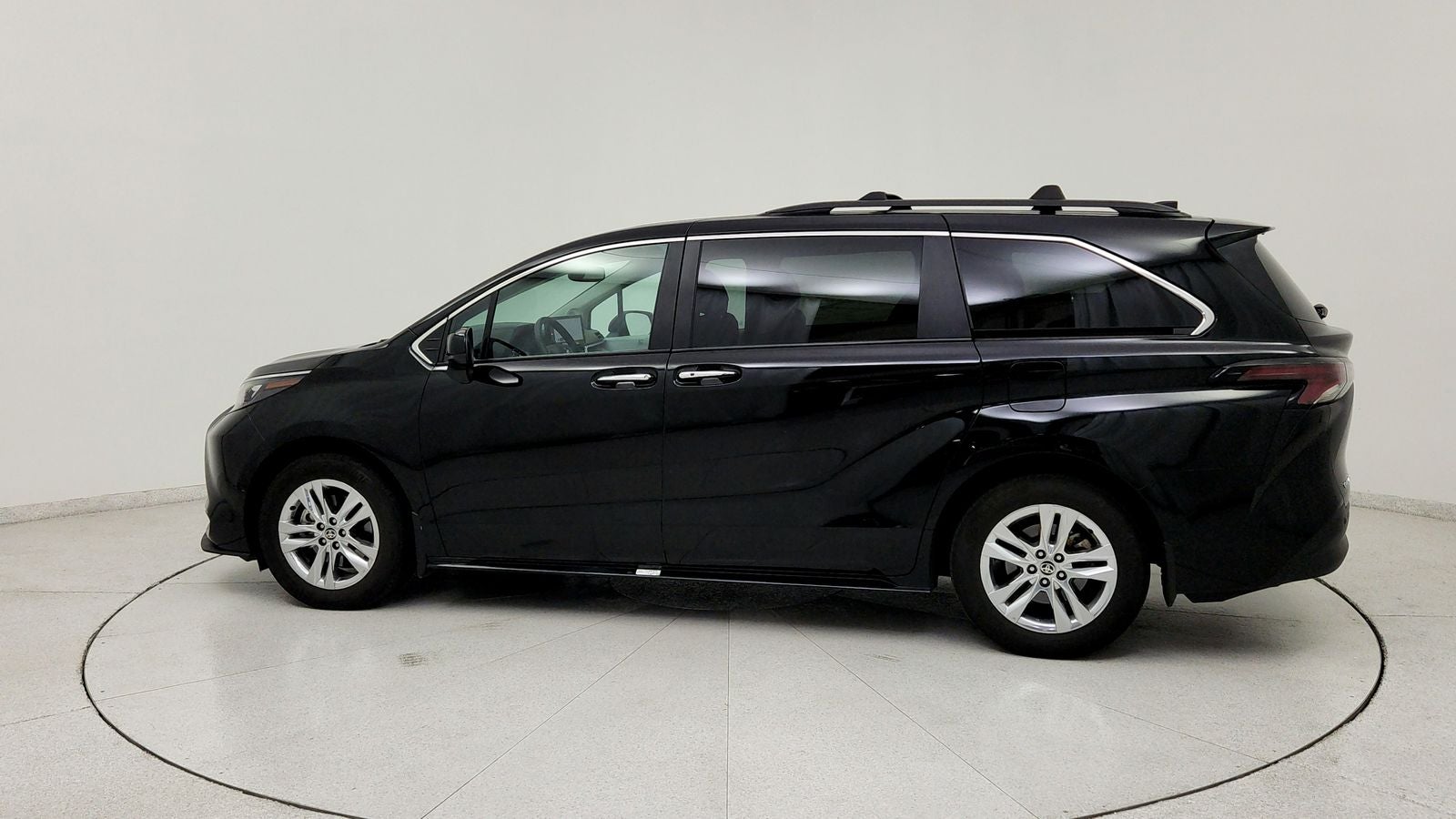 2025 Toyota Sienna XLE 7 Passenger