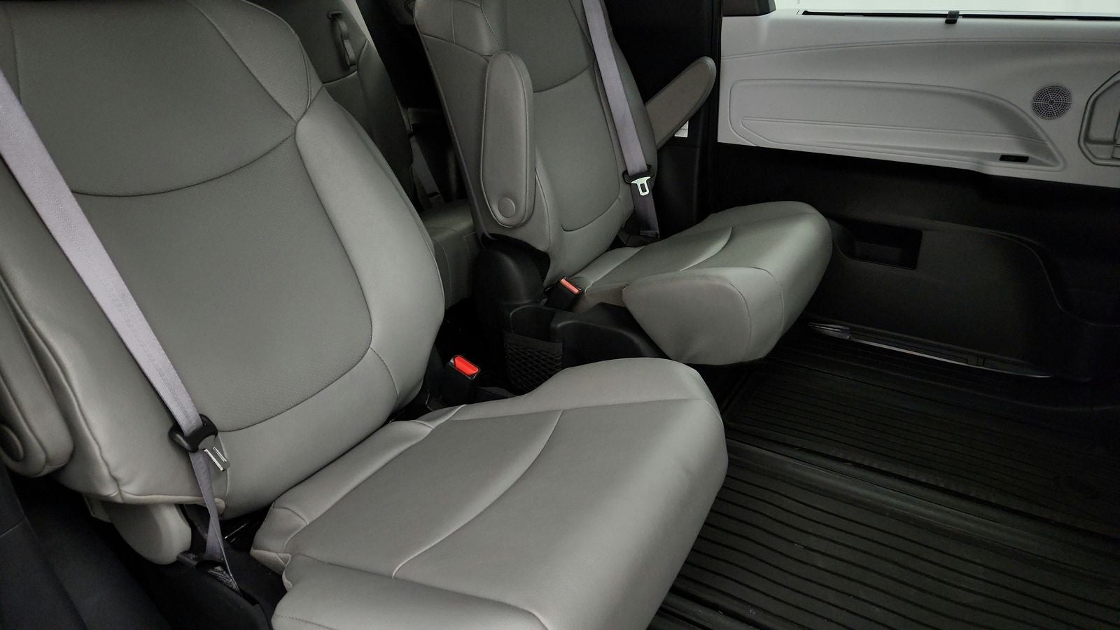 2025 Toyota Sienna XLE 7 Passenger