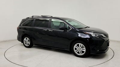 2025 Toyota Sienna XLE 7 Passenger
