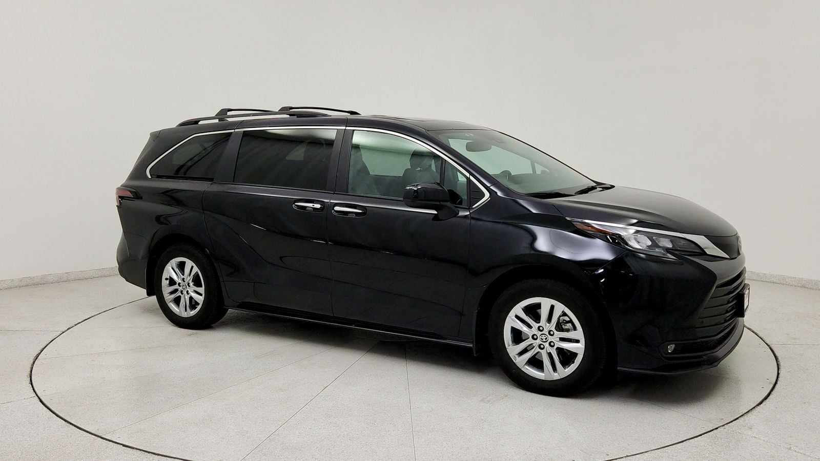 2025 Toyota Sienna XLE 7 Passenger