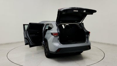 2024 Toyota Highlander Hybrid XLE