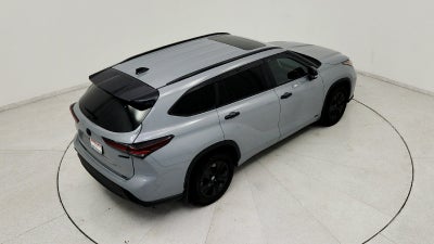 2024 Toyota Highlander Hybrid XLE