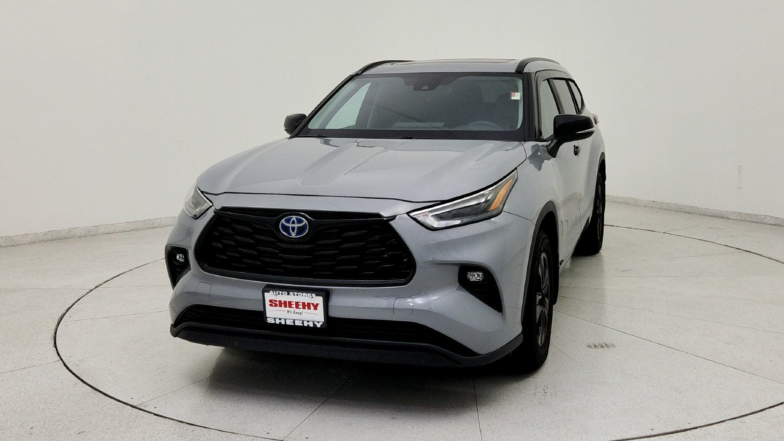 2024 Toyota Highlander Hybrid XLE