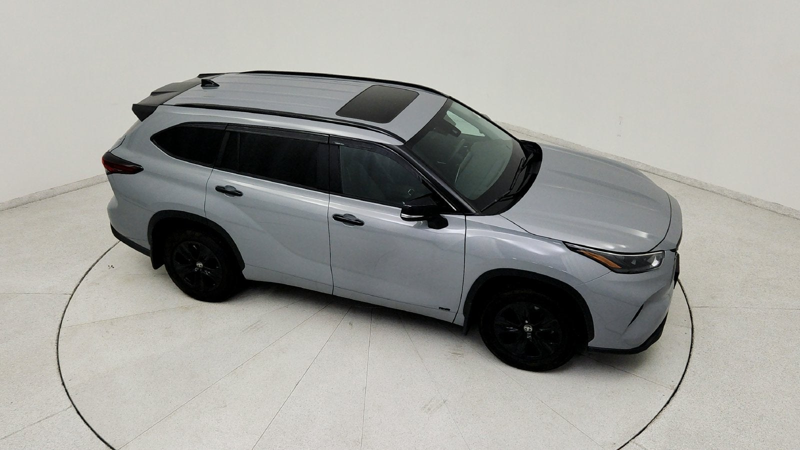 2024 Toyota Highlander Hybrid XLE