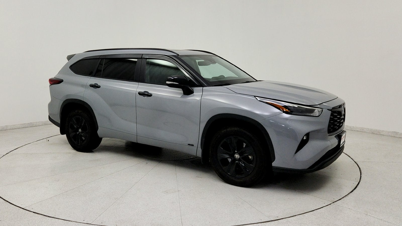 2024 Toyota Highlander Hybrid XLE