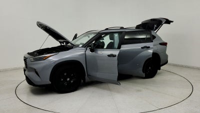 2024 Toyota Highlander Hybrid XLE