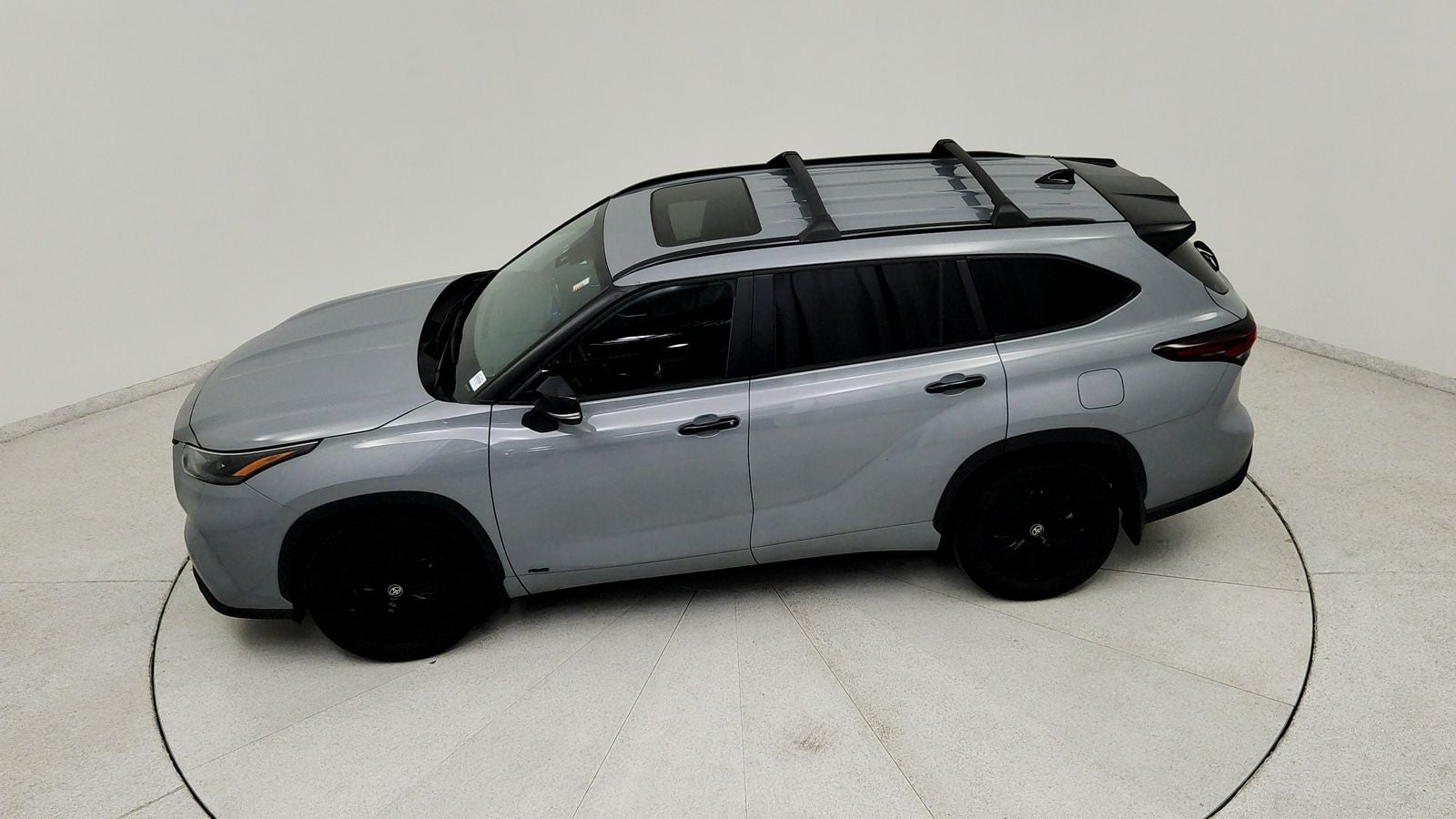 2024 Toyota Highlander Hybrid XLE