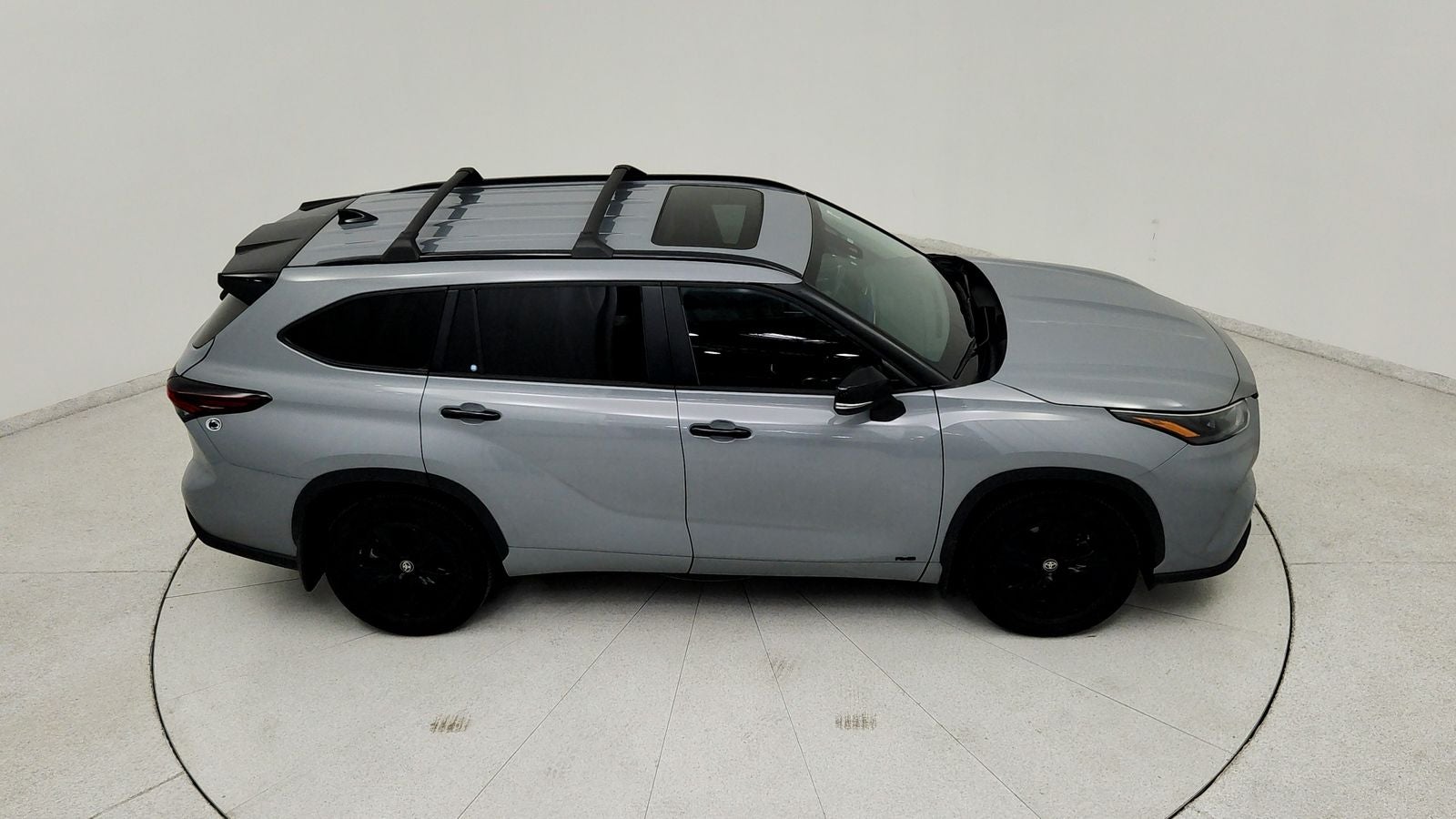 2024 Toyota Highlander Hybrid XLE