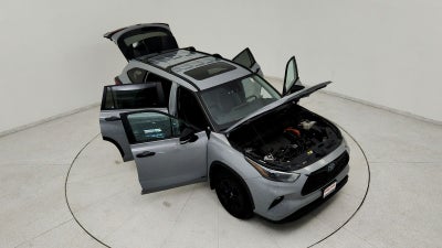 2024 Toyota Highlander Hybrid XLE