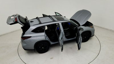 2024 Toyota Highlander Hybrid XLE