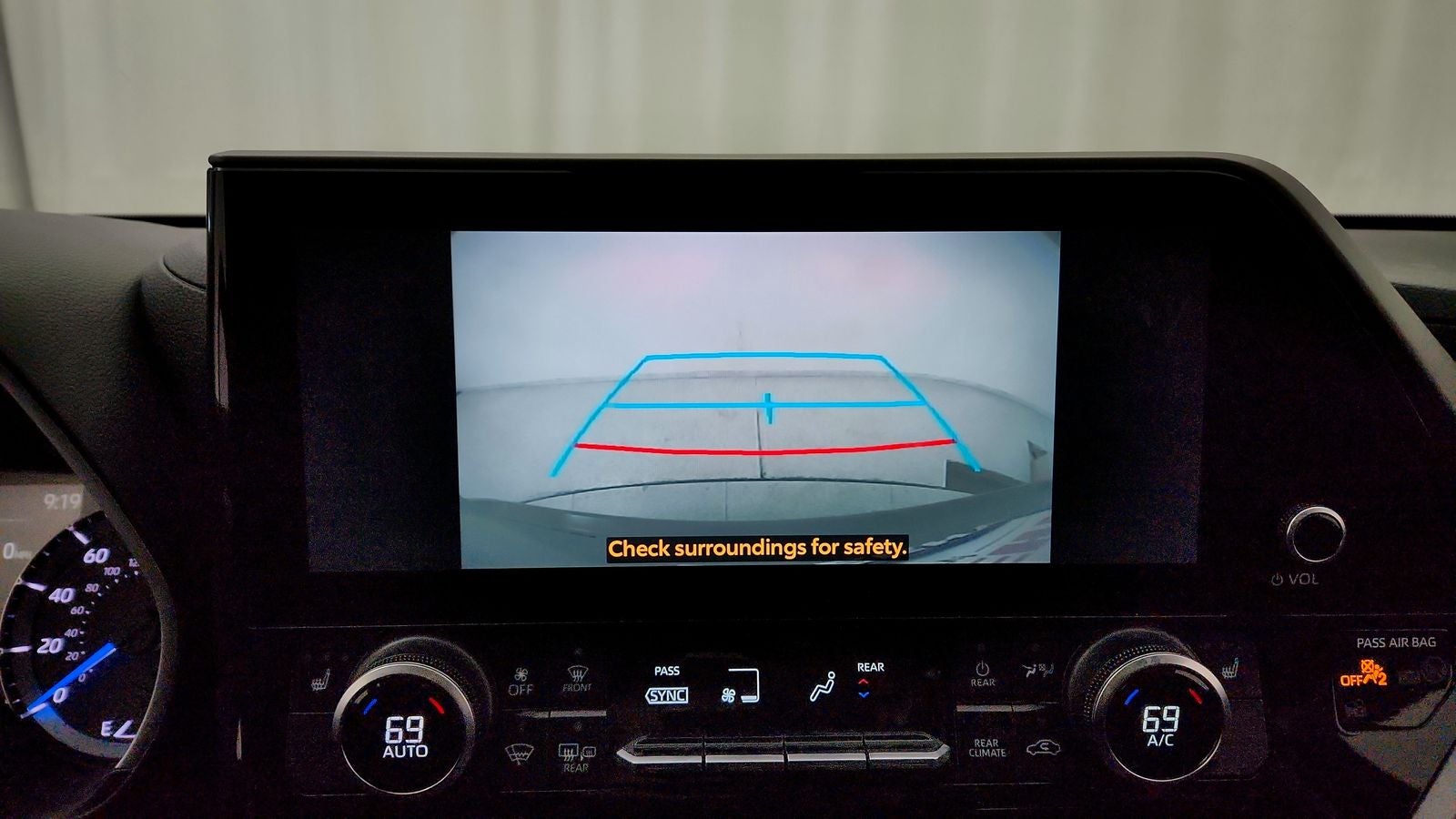 2024 Toyota Highlander Hybrid XLE