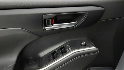 2024 Toyota Highlander Hybrid XLE