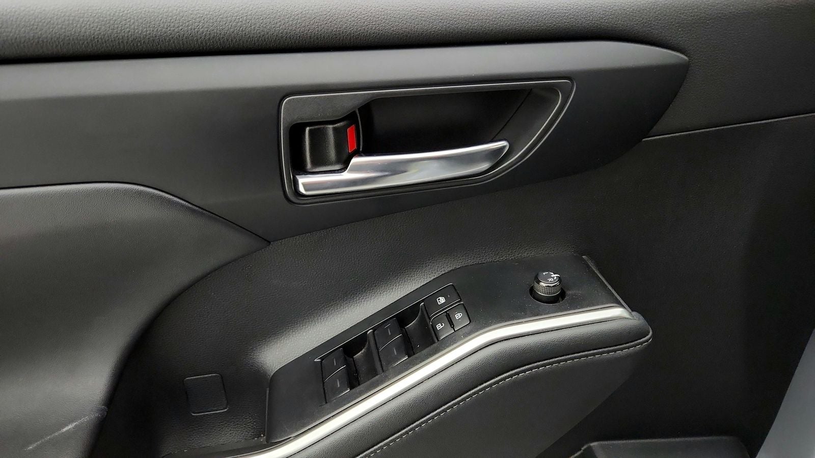 2024 Toyota Highlander Hybrid XLE