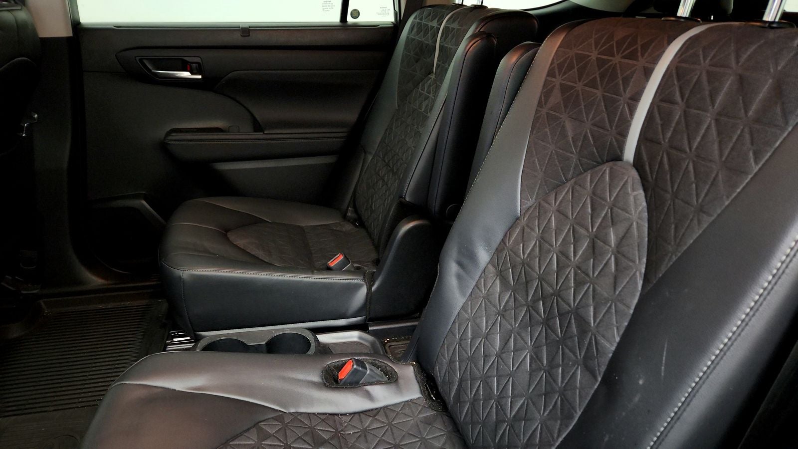 2024 Toyota Highlander Hybrid XLE