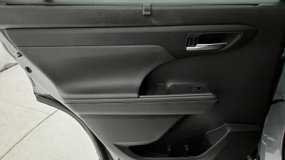 2024 Toyota Highlander Hybrid XLE