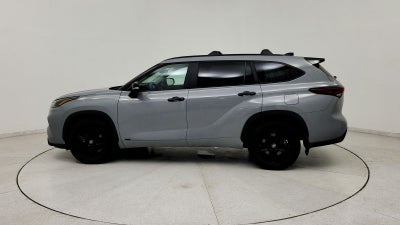 2024 Toyota Highlander Hybrid XLE