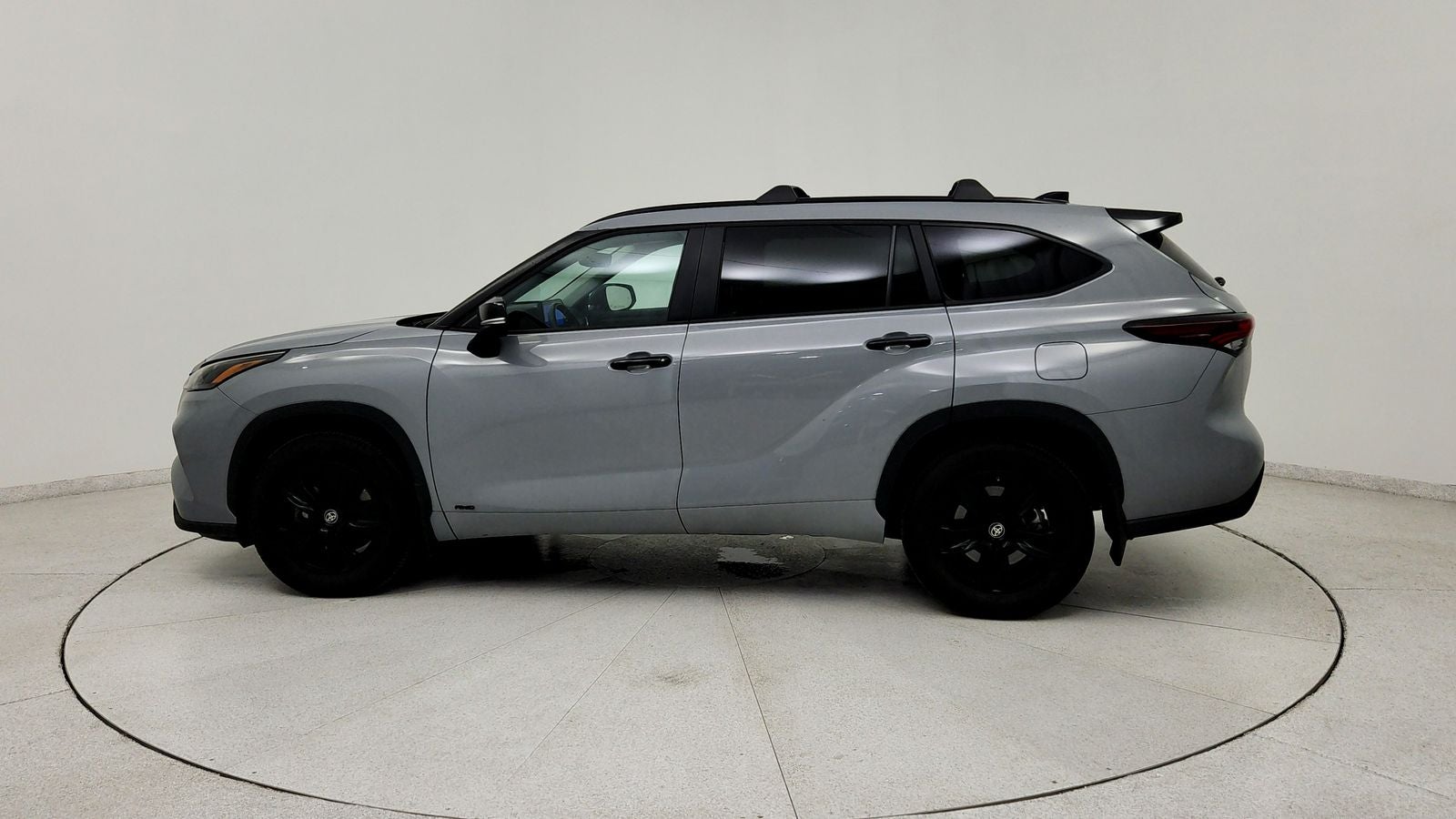 2024 Toyota Highlander Hybrid XLE