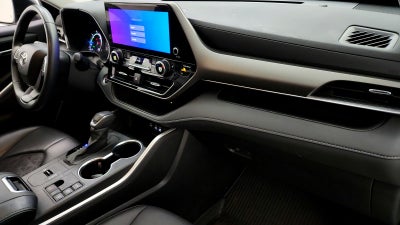 2024 Toyota Highlander Hybrid XLE